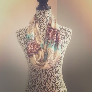 Infinity scarf